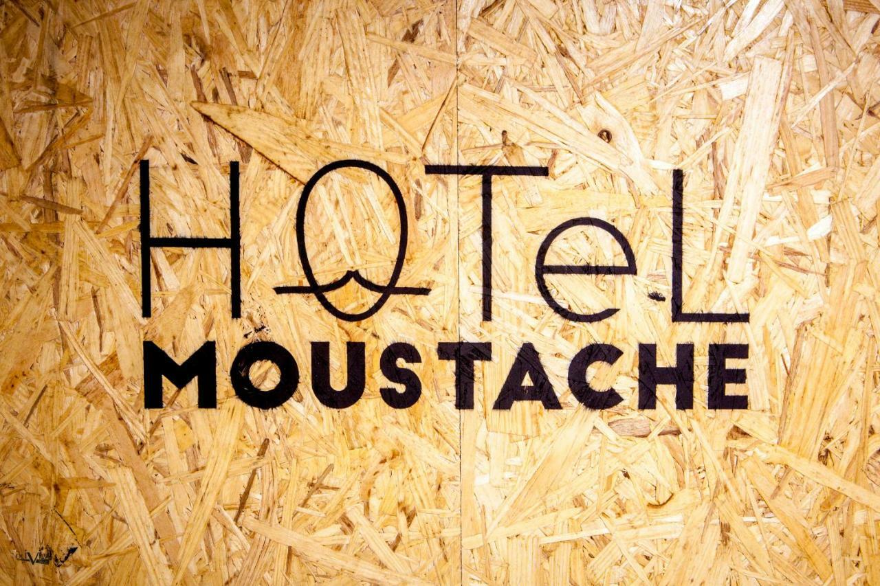 Hôtel Moustache Lille - Seclin Exterior foto